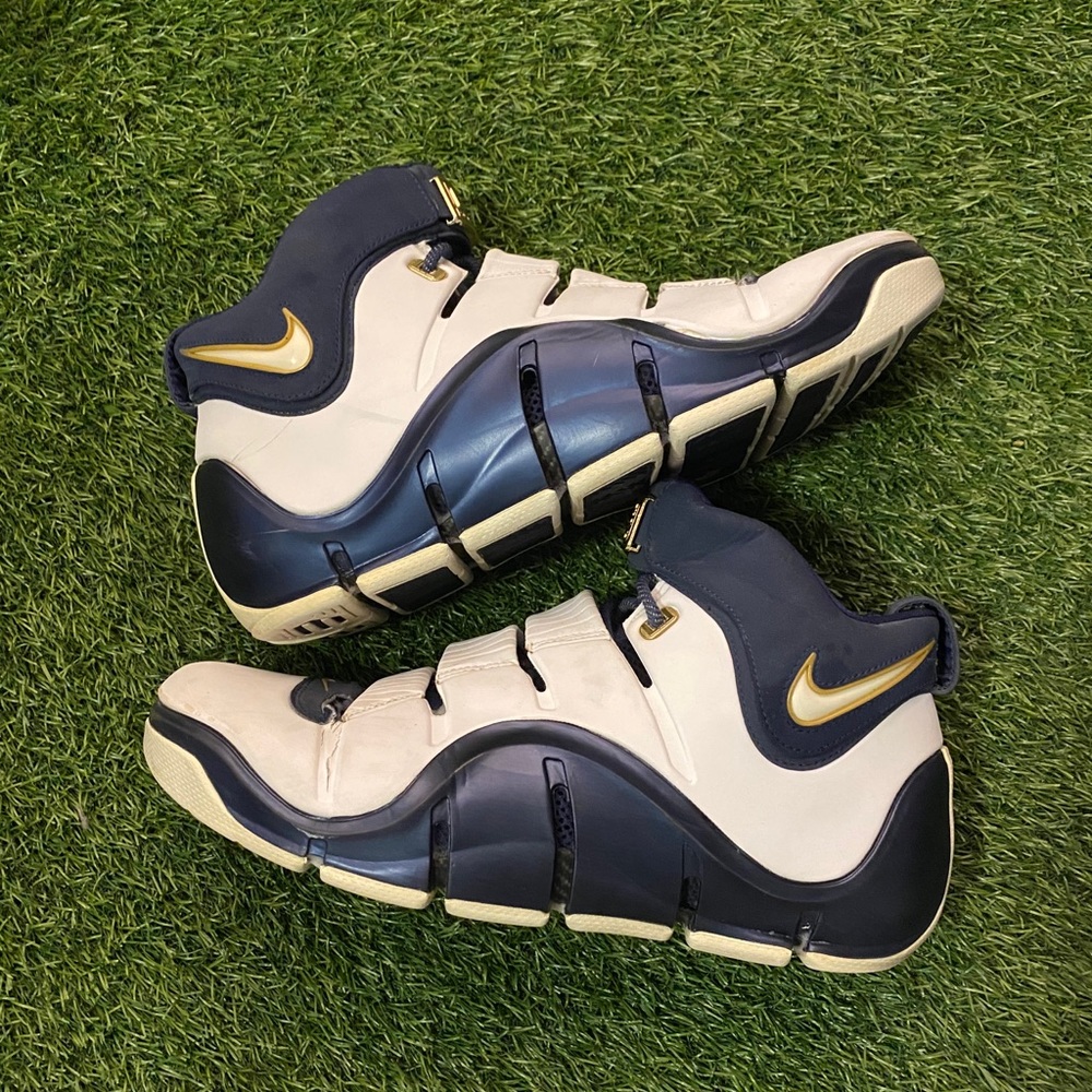 Vintage y2k Nike LeBron 4 West Coast